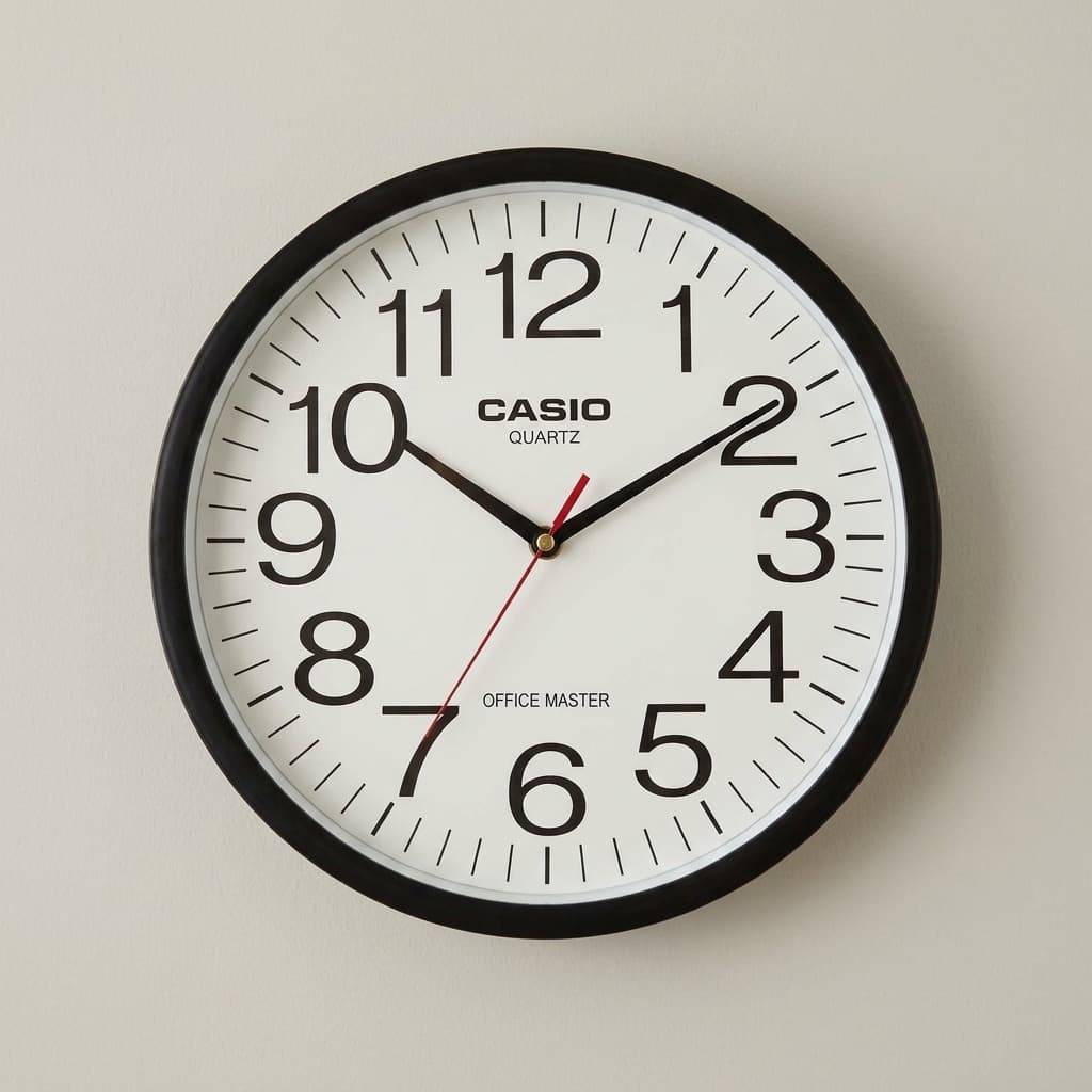 Classic Black and White Office Master Quartz Wall Clock